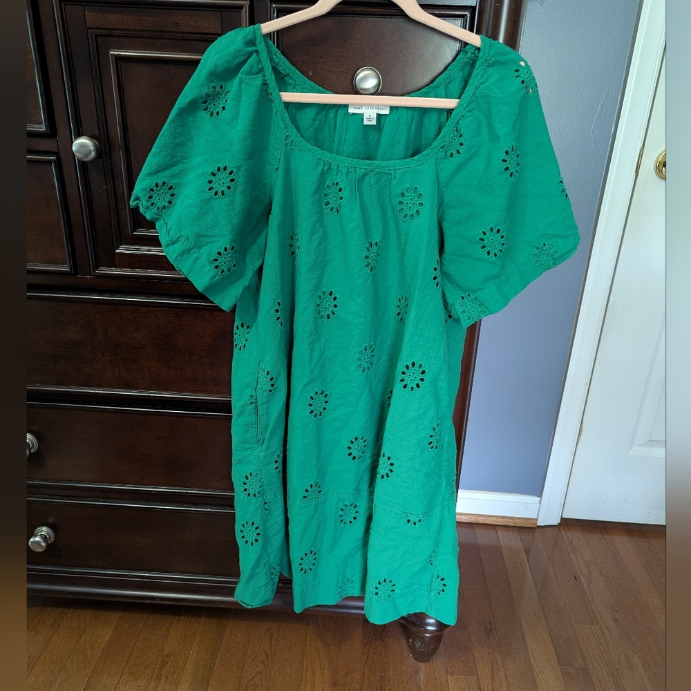 Green Eyelet Women's Dress